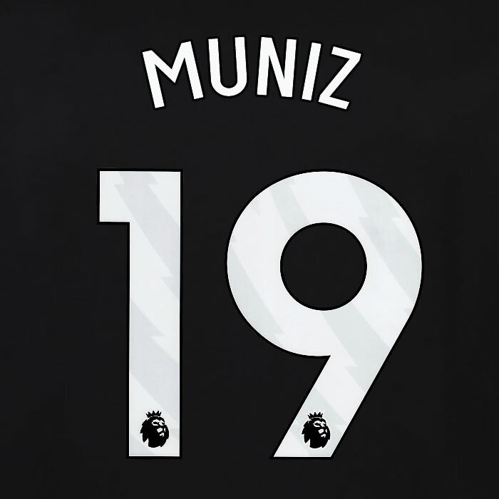 2023 2024 OFFICIAL FULHAM AVERY DENNISON MUNIZ 19 3RD PLAYER SIZE NAMESET