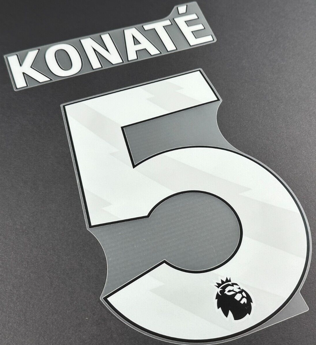 LIVERPOOL 2023/25 KANTE' 5 OFFICIAL AVERY DENNISON WHITE PLAYER SIZE NAME SET