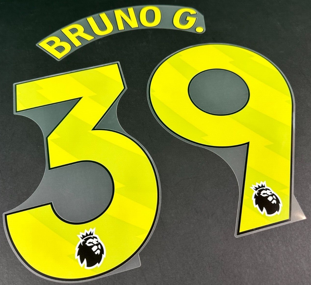 NEWCASTLE UNITED 23 25 BRUNO G. 39 OFFICIAL AVERY DENNISON YELLOW PLAYER SIZE