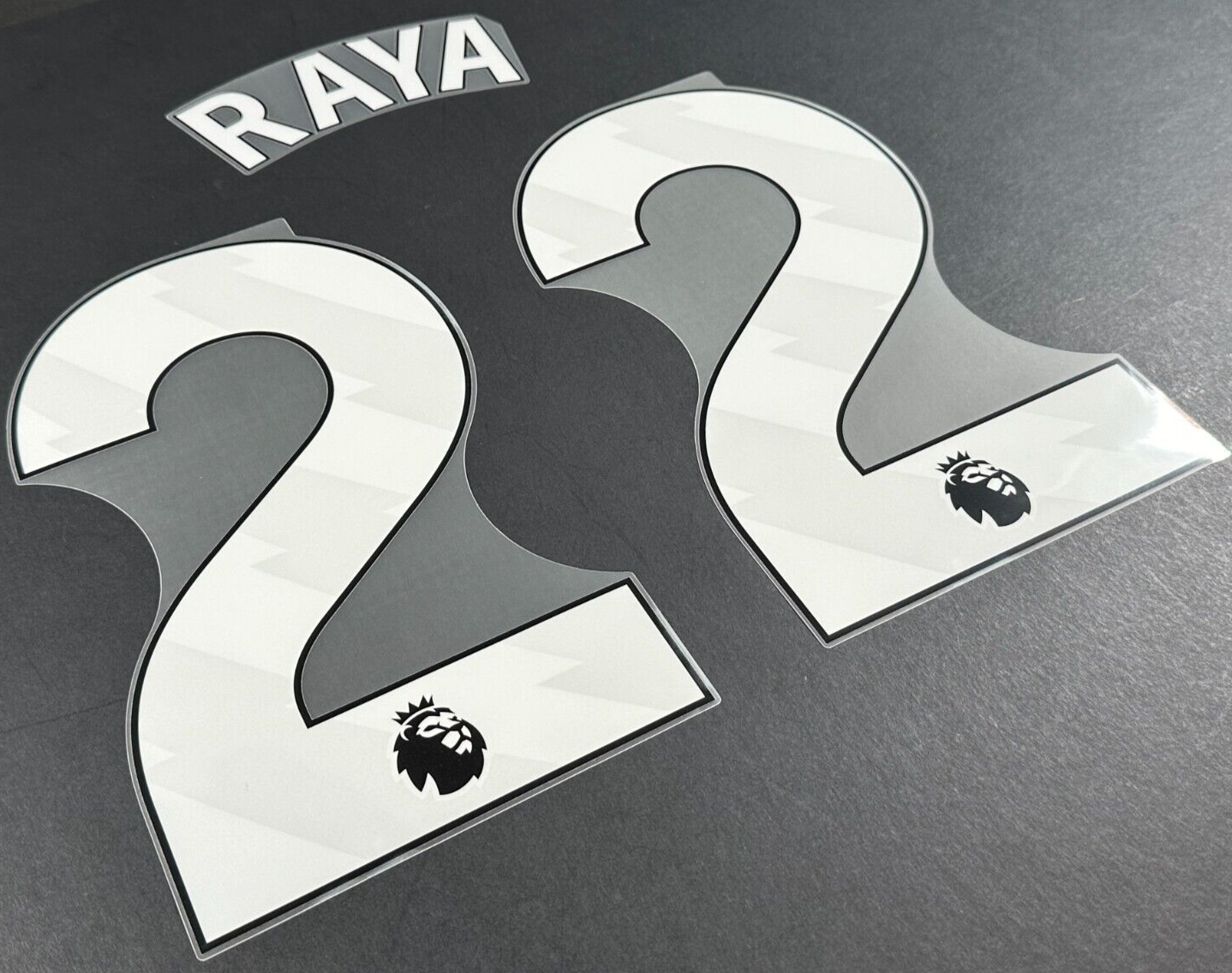 ARSENAL 2023-25 RAYA 22 OFFICIAL AVERY DENNISON WHITE PLAYER SIZE NAME SET