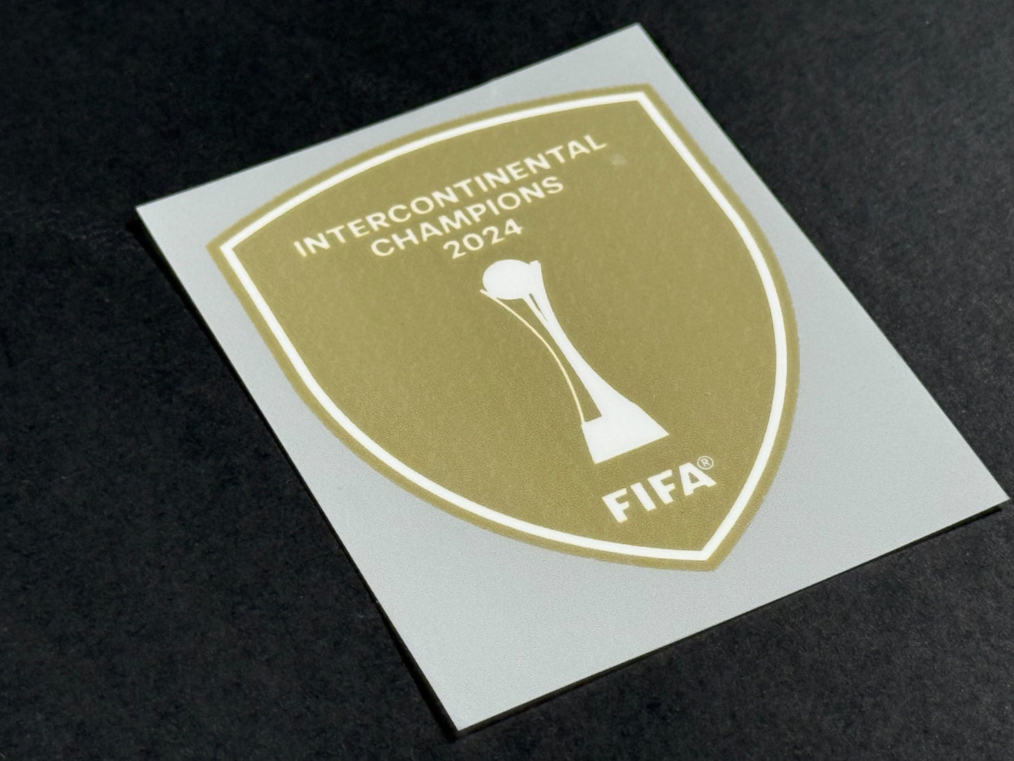 2526 OFFICIAL INTERCONTINENTAL CHAMPIONS 2024 REAL MADRID PATCH PLAYER SIZE 70MM