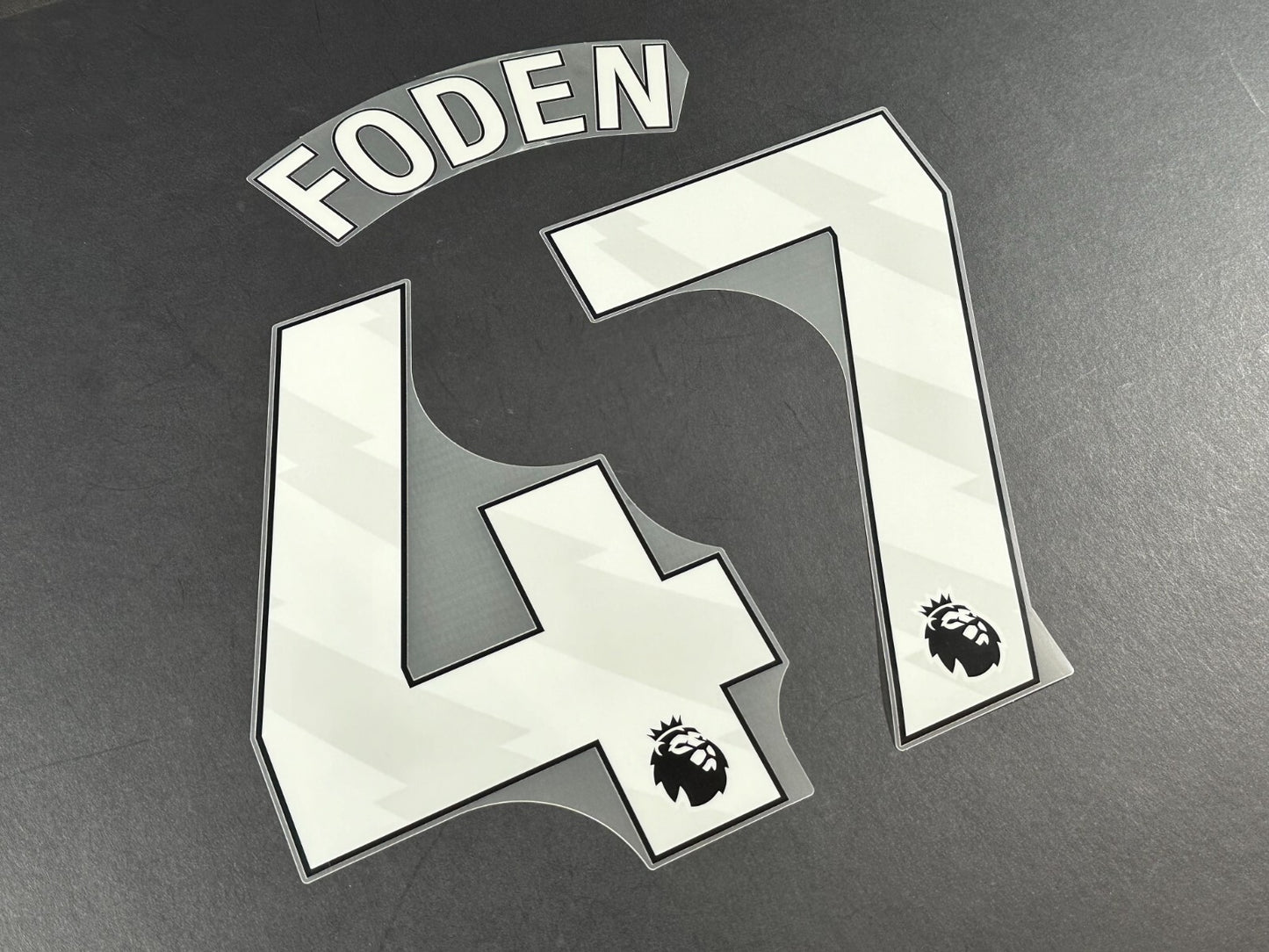 MAN CITY 2023/24 FODEN 47 OFFICIAL AVERY DENNISON WHITE KIDS SIZE NAME SET