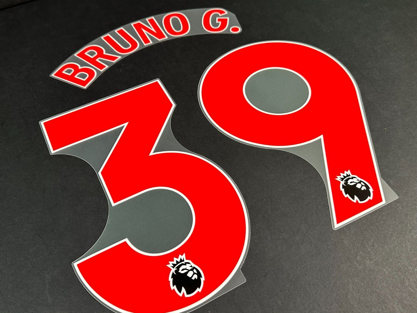 NEWCASTLE UNITED 23-25 BRUNO G. 39 OFFICIAL AVERY DENNISON RED PLAYER SIZE SET
