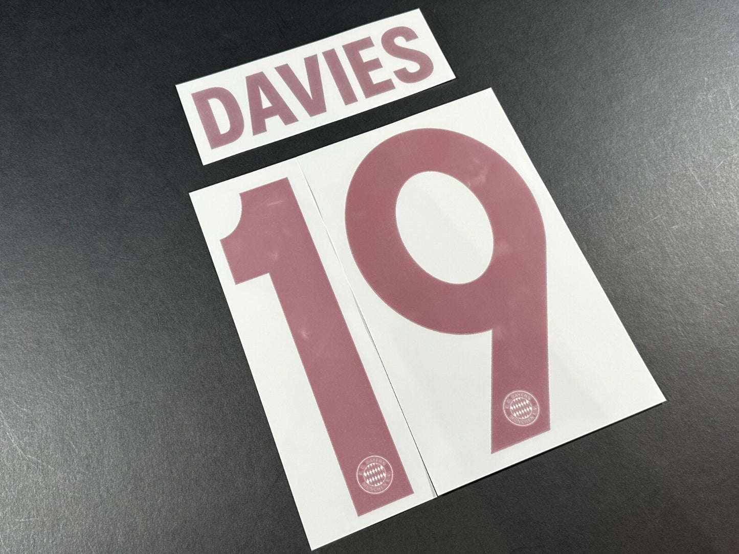 2024 2025 OFFICIAL BAYERN DAVIES 19 THIRD 3RD UCL RED PLAYER SIZE NAMESET