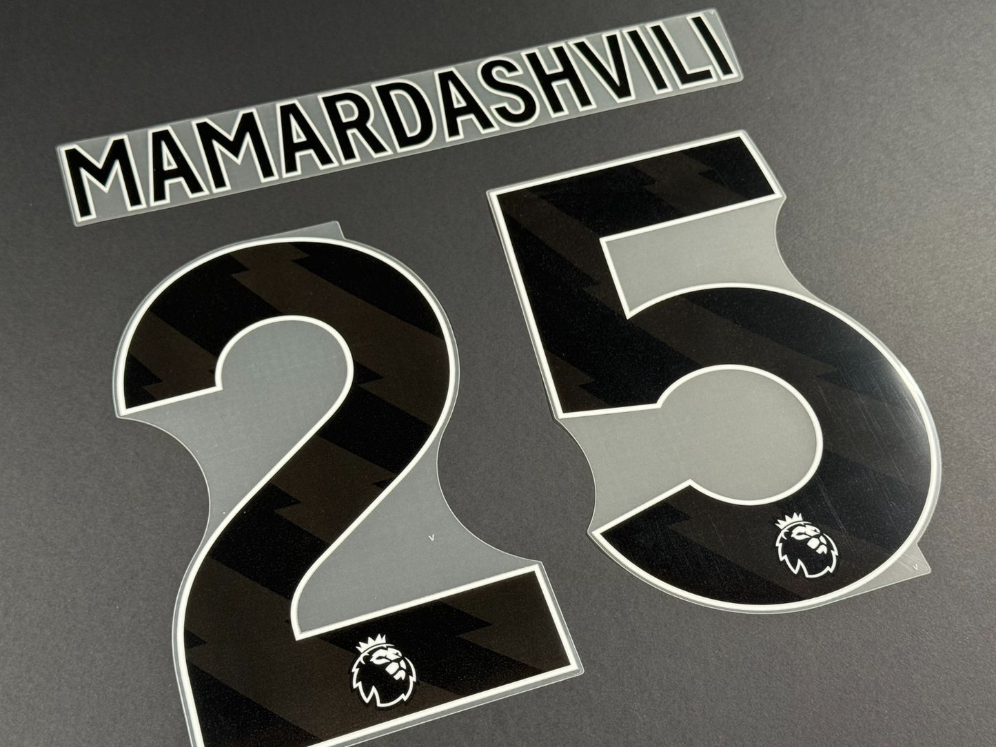 LIVERPOOL 25/26 MAMARDASHVILI 25 OFFICIAL AVERY DENNISON BLACK PLAYER SIZE 250MM
