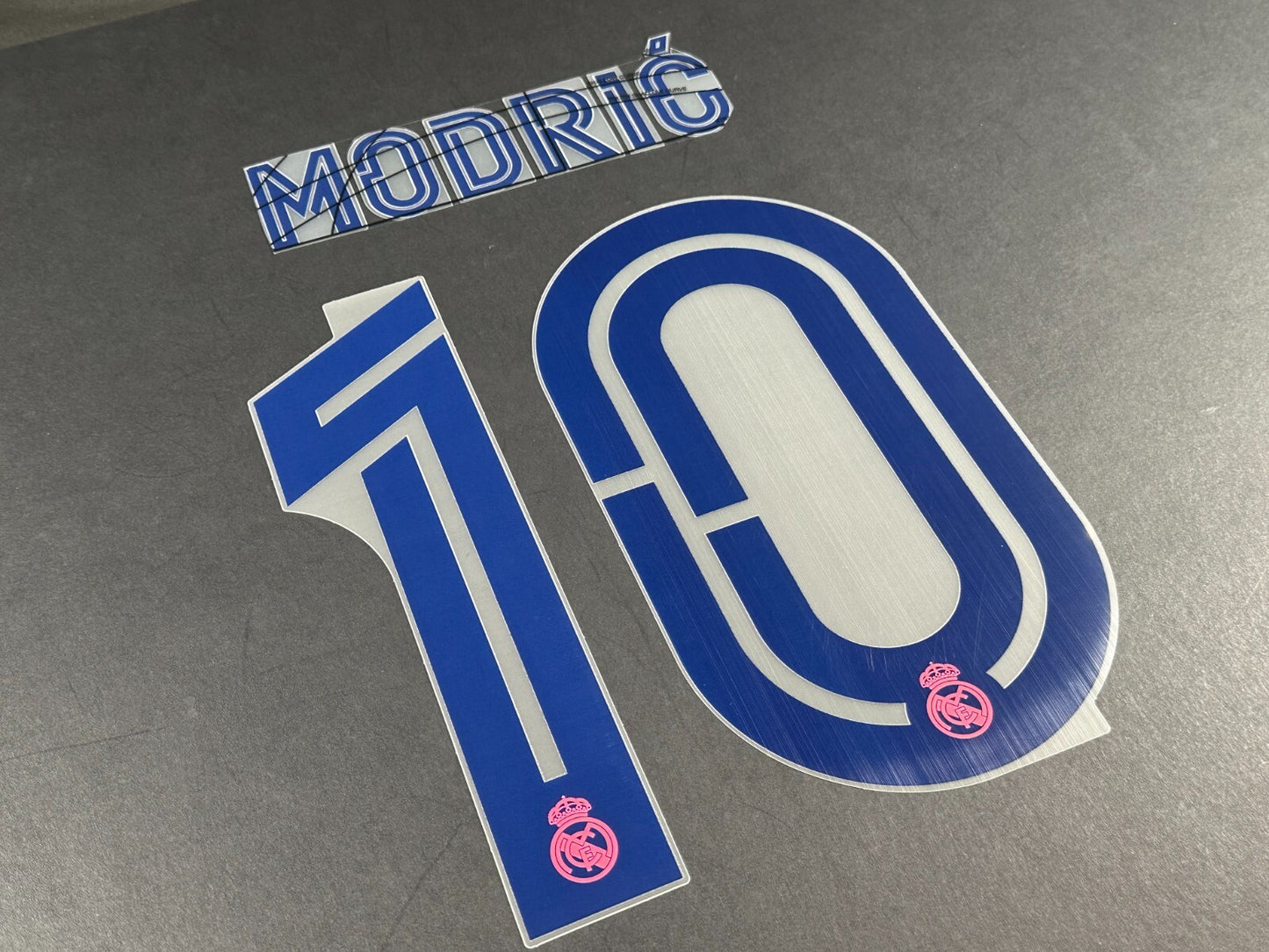 2020 - 2021 AVERY DENNISON REAL MADRID MODRIC 10 AWAY PLAYER SIZE NAME SET
