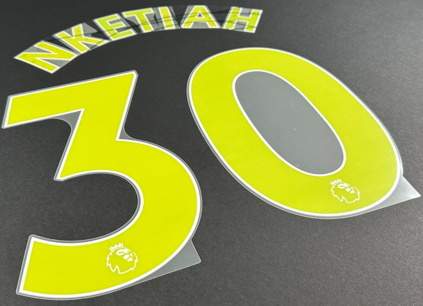 ARSENAL 2019-23 NKETIAH 30 OFFICIAL AVERY DENNISON YELLOW PLAYER SIZE NAME SET