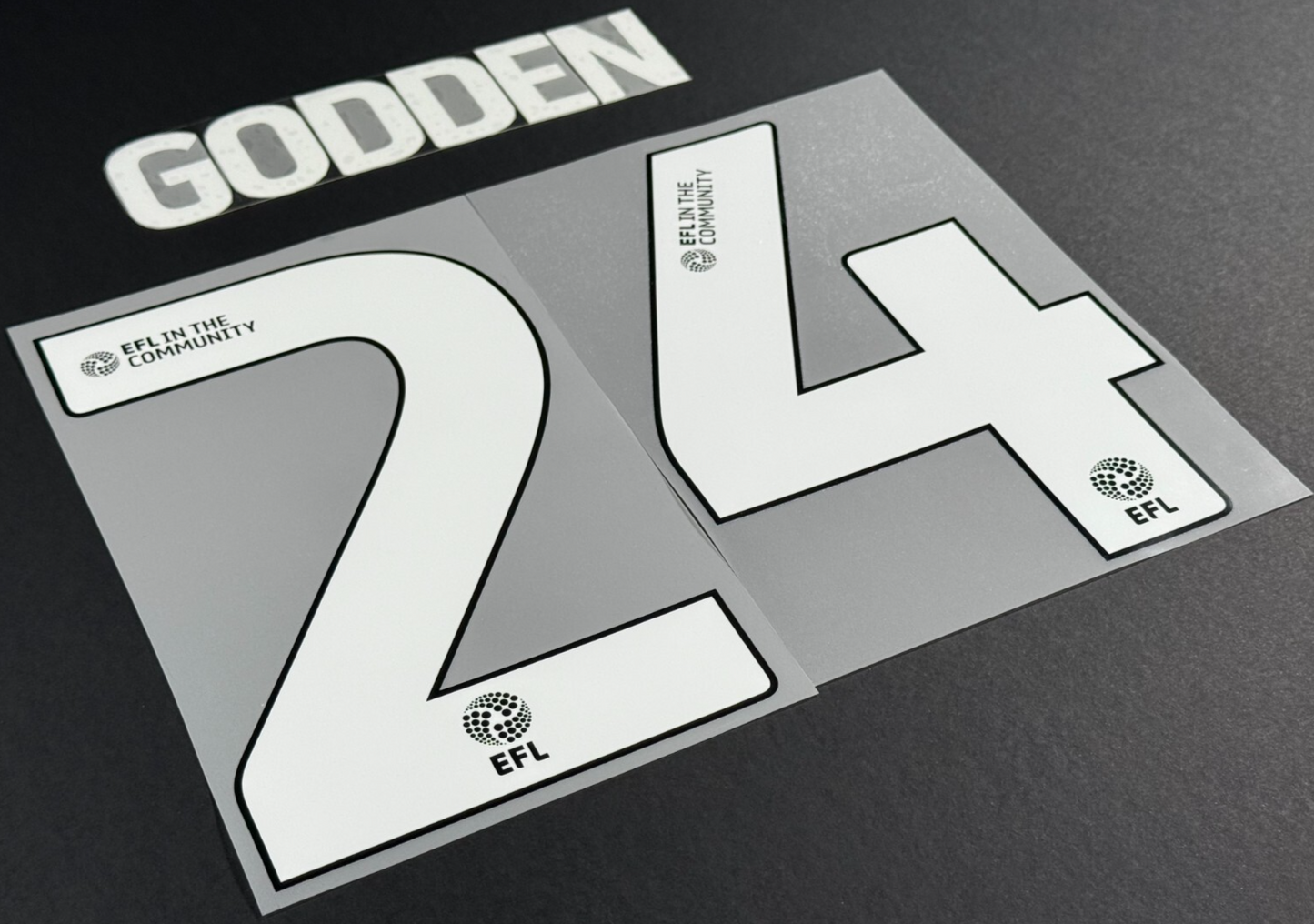 24 / 25 CHARLTON ATHLETIC GODDEN 24 OFFICIAL WHITE HOME PLAYER SIZE NAME SET