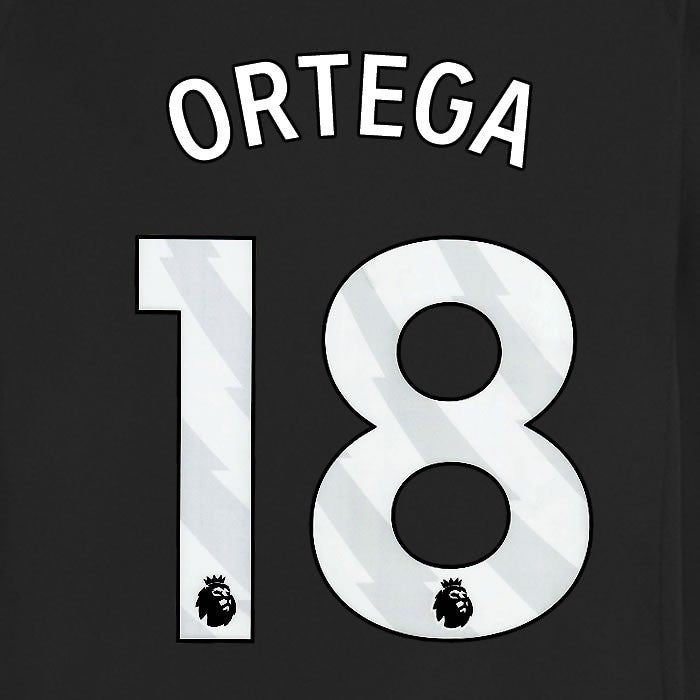 2025 2026 MANCHESTER CITY ORTEGA 18 WHITE AWAY PLAYER SIZE NAME SET