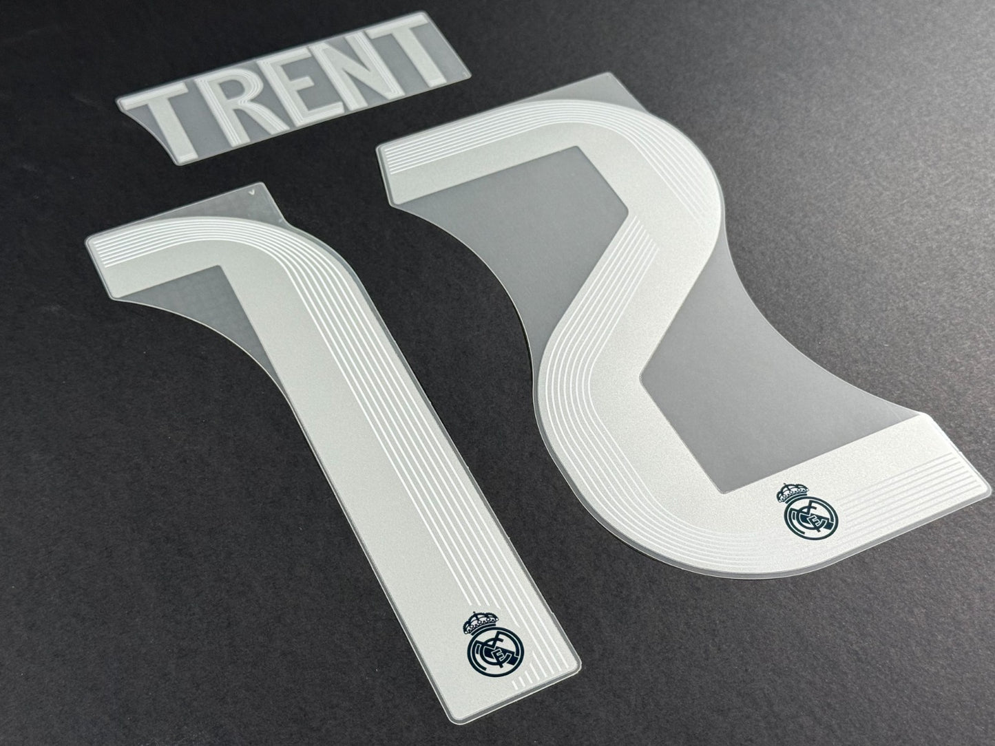 2025 2026 REAL MADRID TRENT 12 OFFICIAL AVERY DENNISON AWAY PLAYER SIZE NAME SET