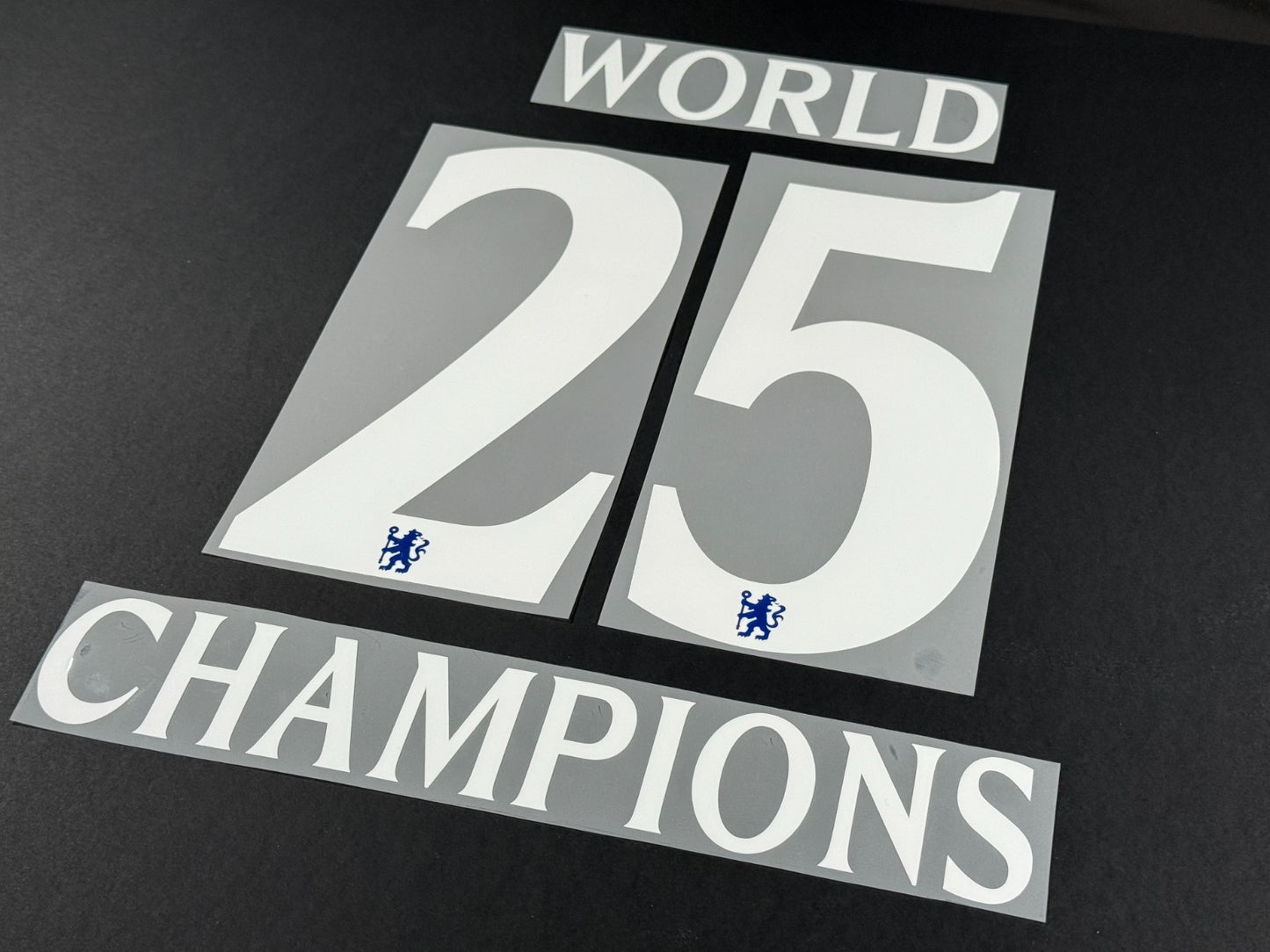 2025 2026 OFFICIAL CHELSEA WORLD CHAMPIONS 25 HOME CUP PRINT PLAYER SIZE