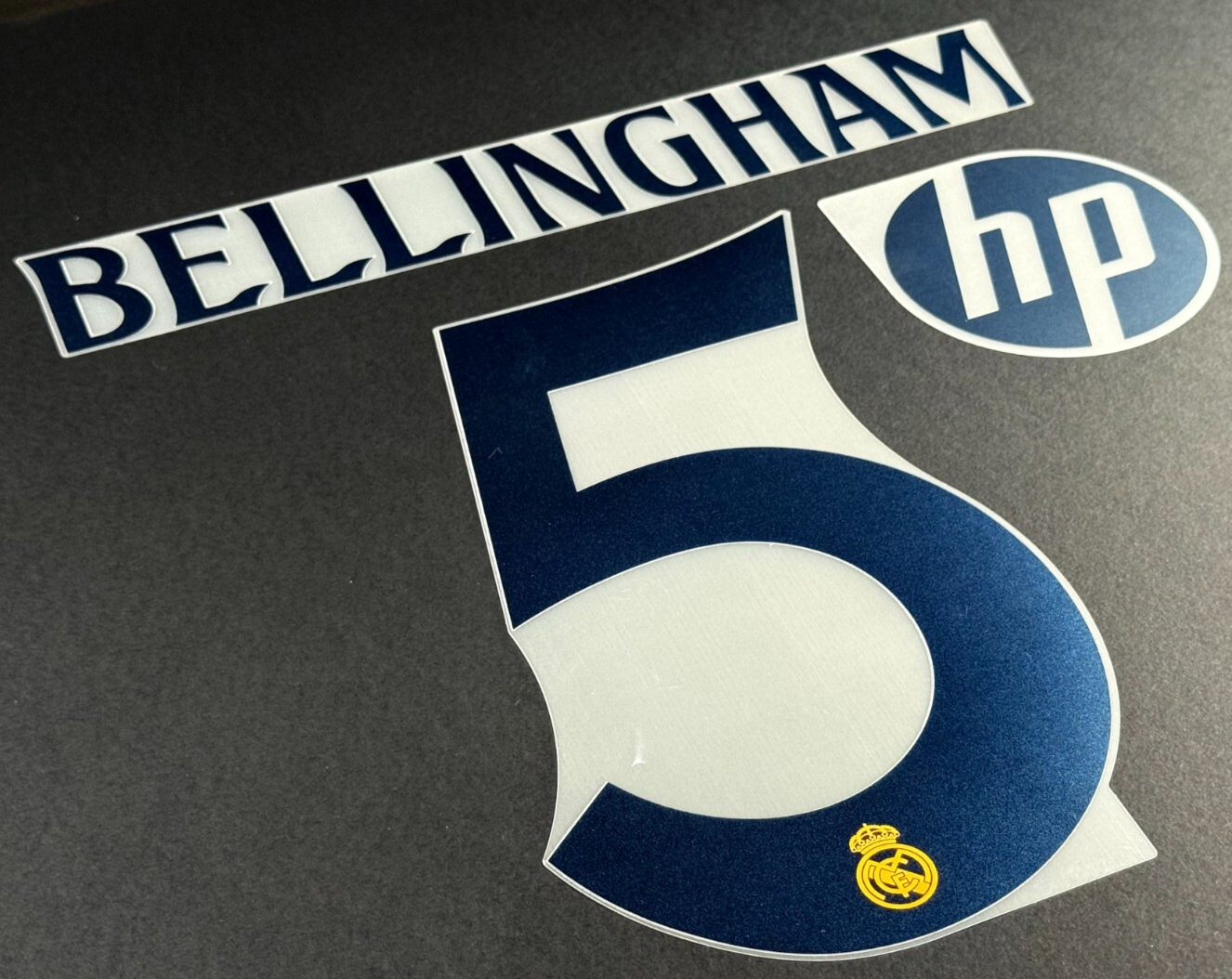 24/25 REAL MADRID BELLINGHAM 5 + HP PATCH OFFICIAL AWAY PLAYER SIZE NAME SET