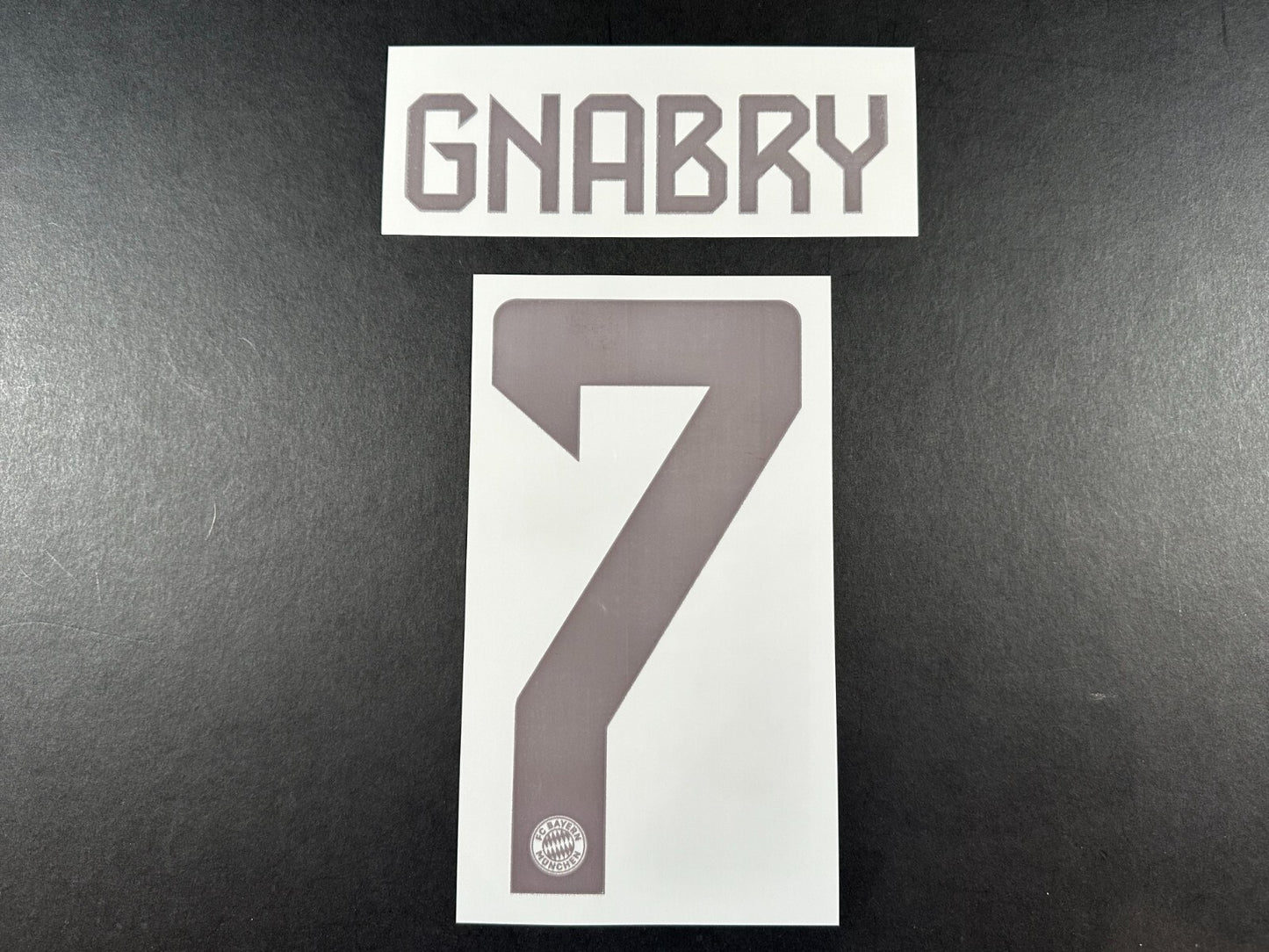 2024 2025 OFFICIAL BAYERN GNABRY 7 HOME DARK RED PLAYER SIZE NAMESET