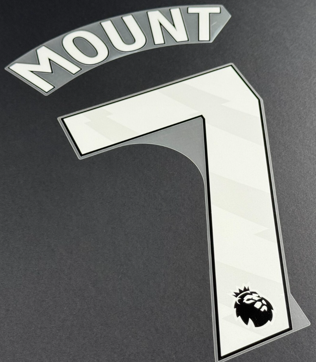 MAN UTD 2025 - 2026 MOUNT 7 OFFICIAL AVERY DENNISON WHITE PLAYER SIZE NAME SET