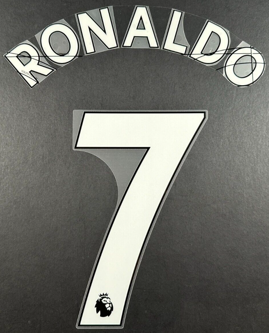 MAN UTD 2021 2022 RONALDO 7 OFFICIAL AVERY DENNISON + patches x 2 sets