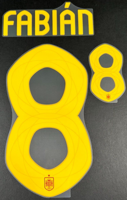SPAIN 2024 2025 OFFICIAL AVERY DENNISON FABIAN 8 HOME PLAYER SIZE NAMESET