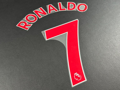 MAN UTD 2021 2022 RONALDO 7 OFFICIAL AVERY DENNISON RED PLAYER SIZE NAME SET