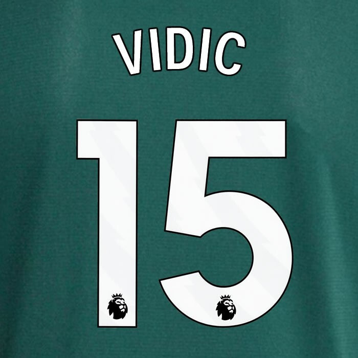 MAN UTD 23 - 24 VIDIC 15 OFFICIAL AVERY DENNISON WHITE PLAYER SIZE NAME SET