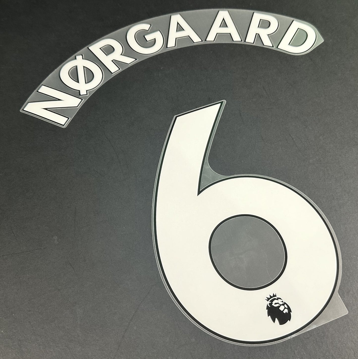 BRENTFORD 2019 2023 NORGAARD 6 OFFICIAL AVERY DENNISON WHITE PLAYER SIZE NAMESET