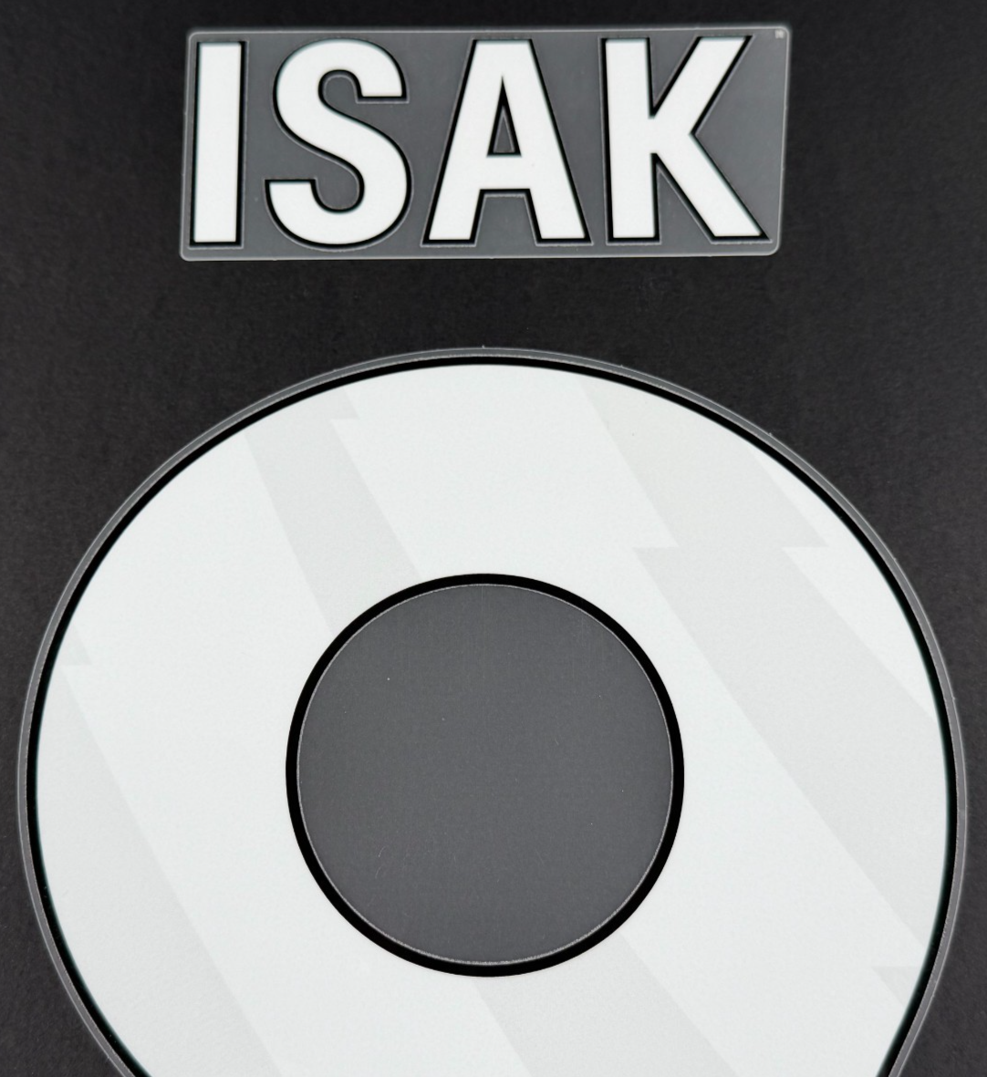 LIVERPOOL 2025/26 ISAK 9 OFFICIAL AVERY DENNISON WHITE PLAYER SIZE NAME SET