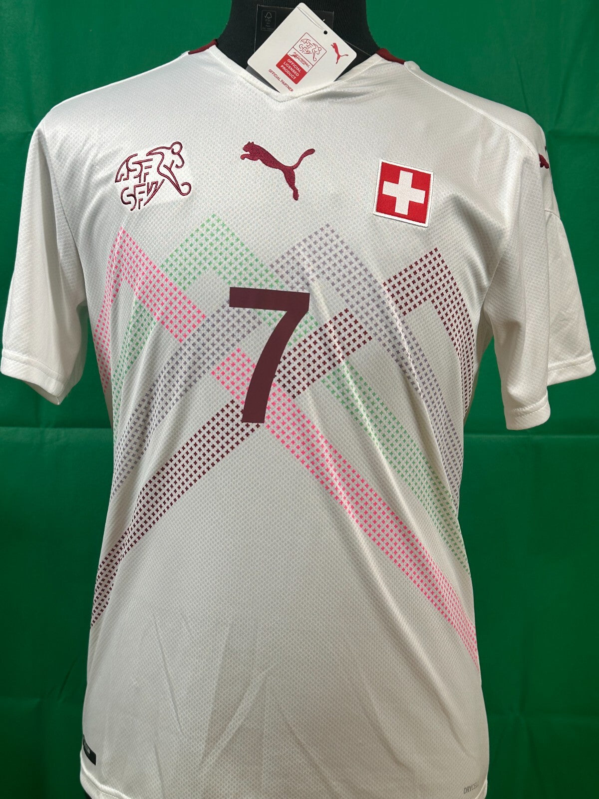 BNWT 2020 2021 SWITZERLAND AWAY PUMA FOOTBALL SHIRT EMBOLO 7 MENS MEDIUM