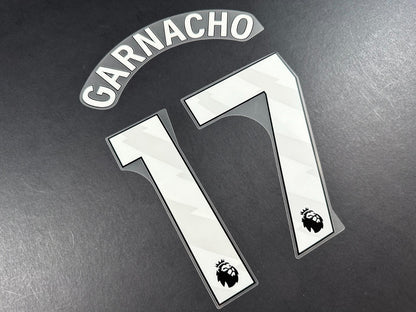 MAN UTD 23 - 25  GARNACHO 17 OFFICIAL AVERY DENNISON WHITE KIDS SIZE NAMESET