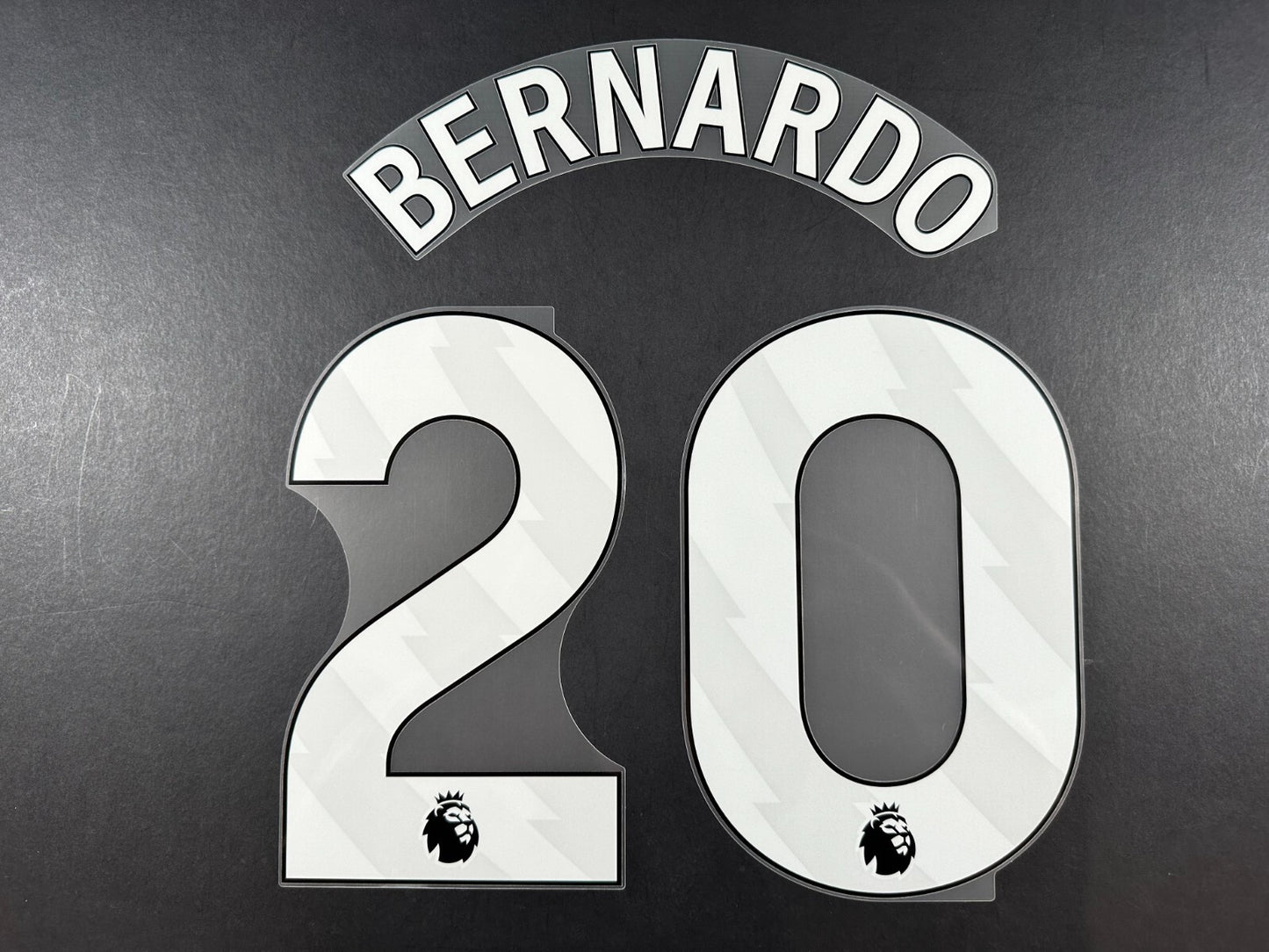 MAN CITY 2023/24 BERNARDO 20 OFFICIAL AVERY DENNISON WHITE PLAYER SIZE NAME SET