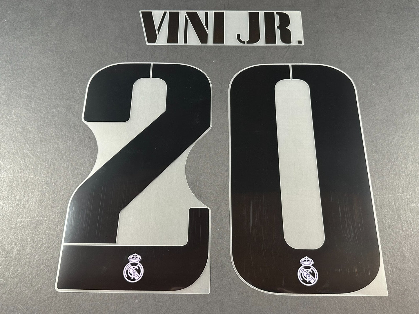 2022 2023 AVERY DENNISON REAL MADRID VINI JR 20 HOME PLAYER SIZE NAMESET