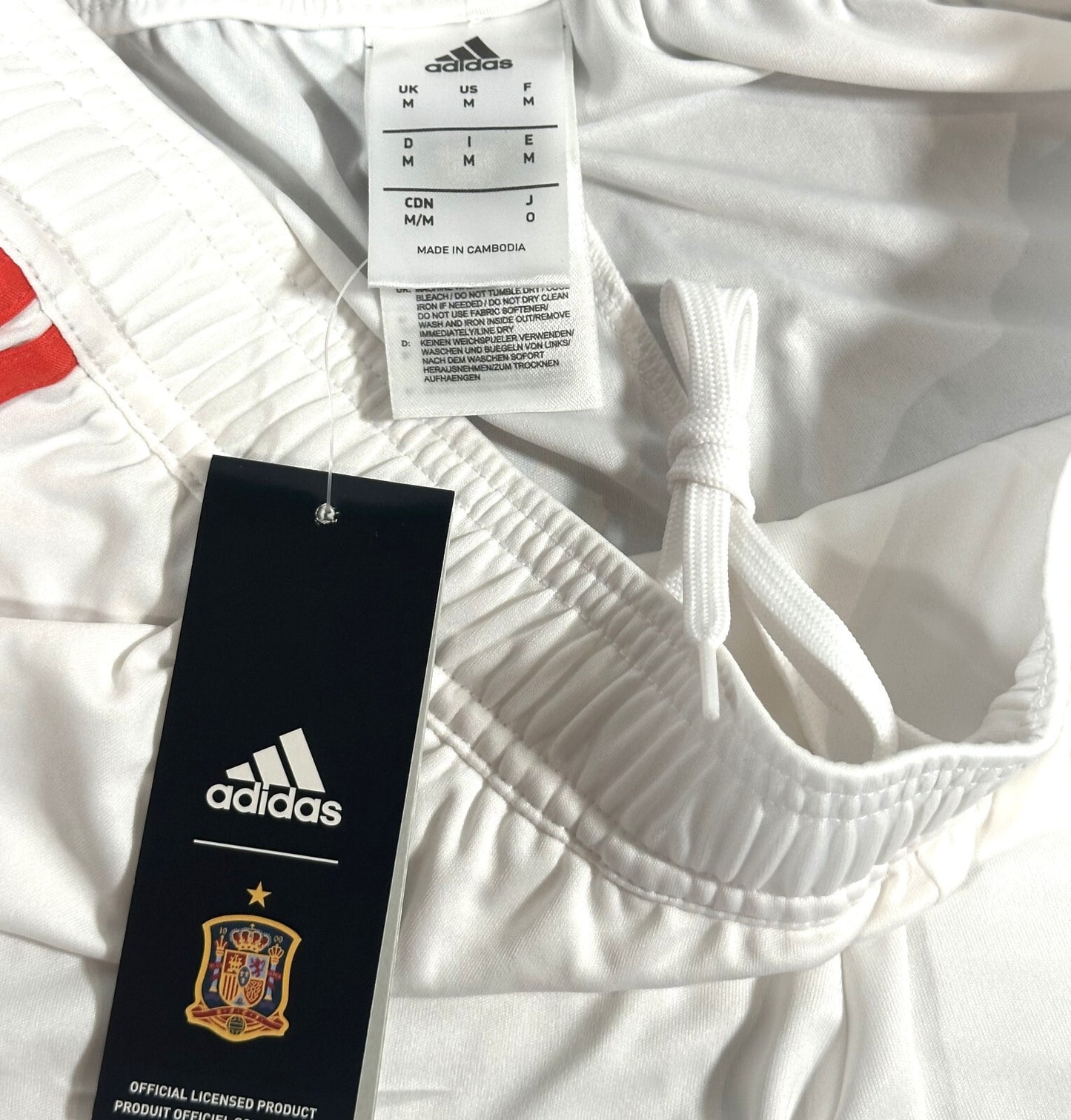 BRAND NEW 2018 2019 ADIDAS SPAIN AWAY FOOTBALL SHORTS #8 MENS MEDIUM