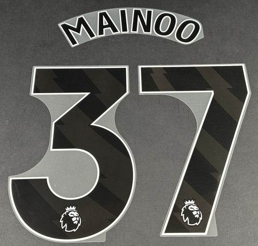 MAN UNITED 2023 2025 MAINOO 37 OFFICIAL AVERY DENNISON BLACK PLAYER SIZE NAMESET