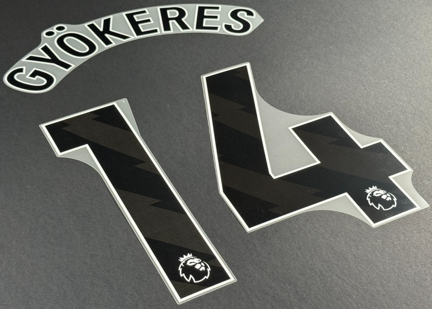ARSENAL 25/26 GYOKERES 14 OFFICIAL AVERY DENNISON BLACK PLAYER SIZE NAME SET