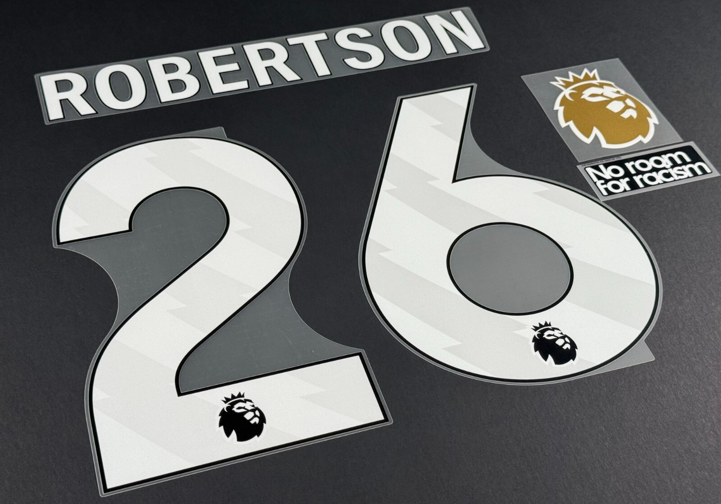 24/25 LIVERPOOL ROBERTSON 26 OFFICIAL AVERY DENNISON WHITE PLAYER SIZE + PATCHES