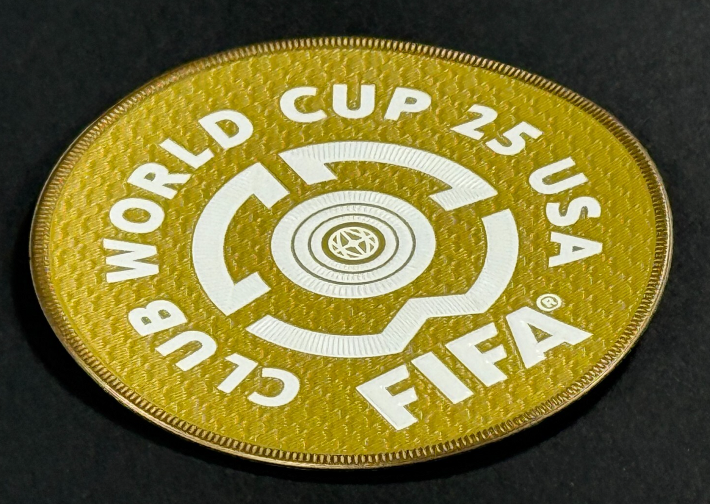 OFFICIAL FIFA CLUB WORLD CUP 2025 SLEEVE PATCH - GOLD - 80MM
