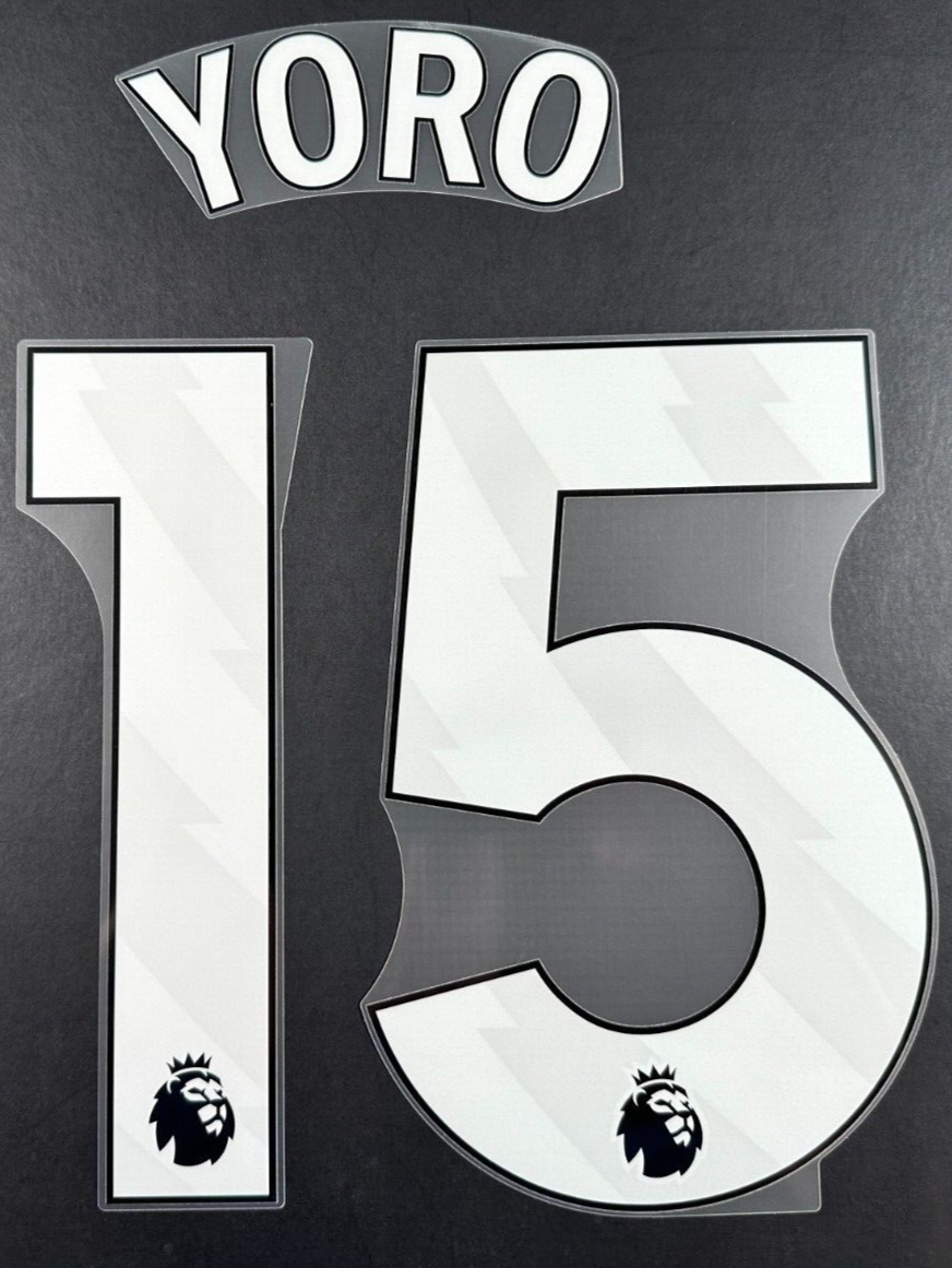 MAN UTD 2024 - 2025 YORO 15 OFFICIAL AVERY DENNISON WHITE PLAYER SIZE NAME SET