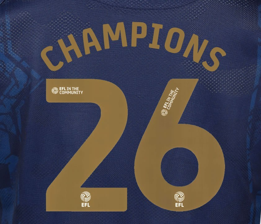 25 26 COVENTRY CITY CHAMPIONS 26 OFFICIAL GOLD THIRD PLAYER SIZE NAME SET 230MM