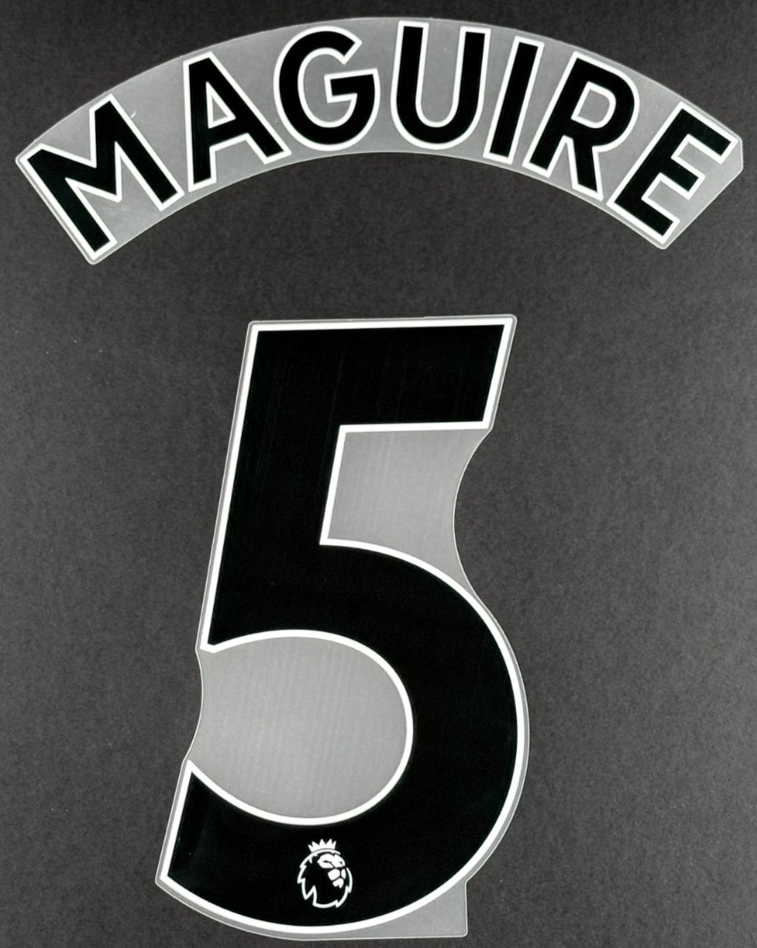 MAN UTD 1923/2023 MAGUIRE 5 OFFICIAL AVERY DENNISON BLACK PLAYER SIZE NAME SET
