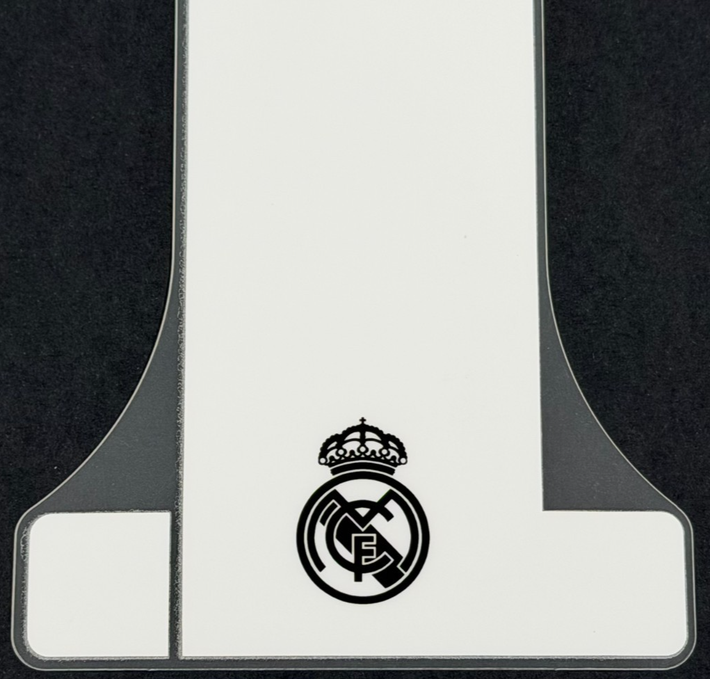 2022 2023 REAL MADRID COURTOIS 1 WHITE AWAY 3RD PLAYER SIZE NAMESET 260MM