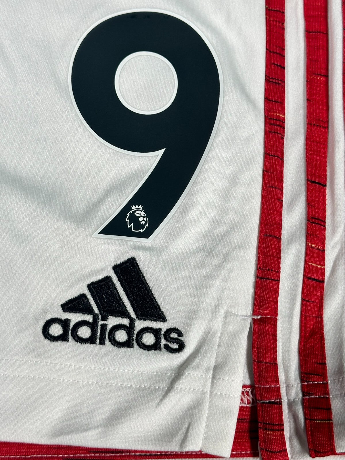 BRAND NEW 2020 2021 ADIDAS MAN UNITED HOME FOOTBALL SHORTS #9 MENS MEDIUM