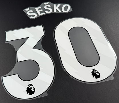 MAN UTD 2025 - 2026 SESKO 30 OFFICIAL AVERY DENNISON WHITE PLAYER SIZE SET