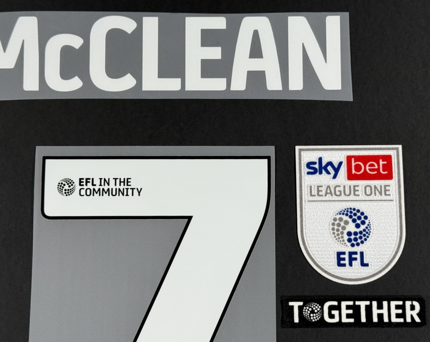 24/25 WREXHAM A.F.C  McCLEAN 7 OFFICIAL WHITE HOME PLAYER SIZE NAME SET & PATCHS