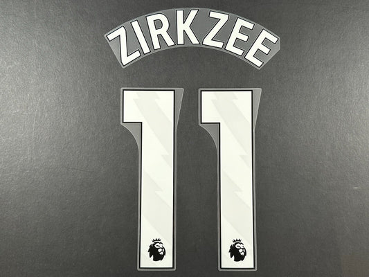 MAN UTD 2024  2025 HOJLUND 11 OFFICIAL AVERY DENNISON WHITE PLAYER SIZE NAME SET