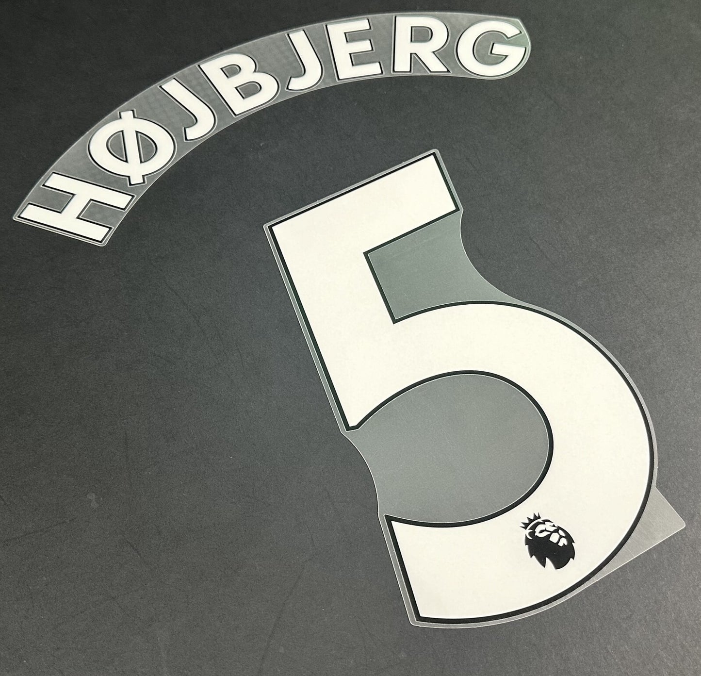 TOTTENHAM 20219 2023 HOJBJERG 5 AVERY DENNISON WHITE PLAYER SIZE NAME SET