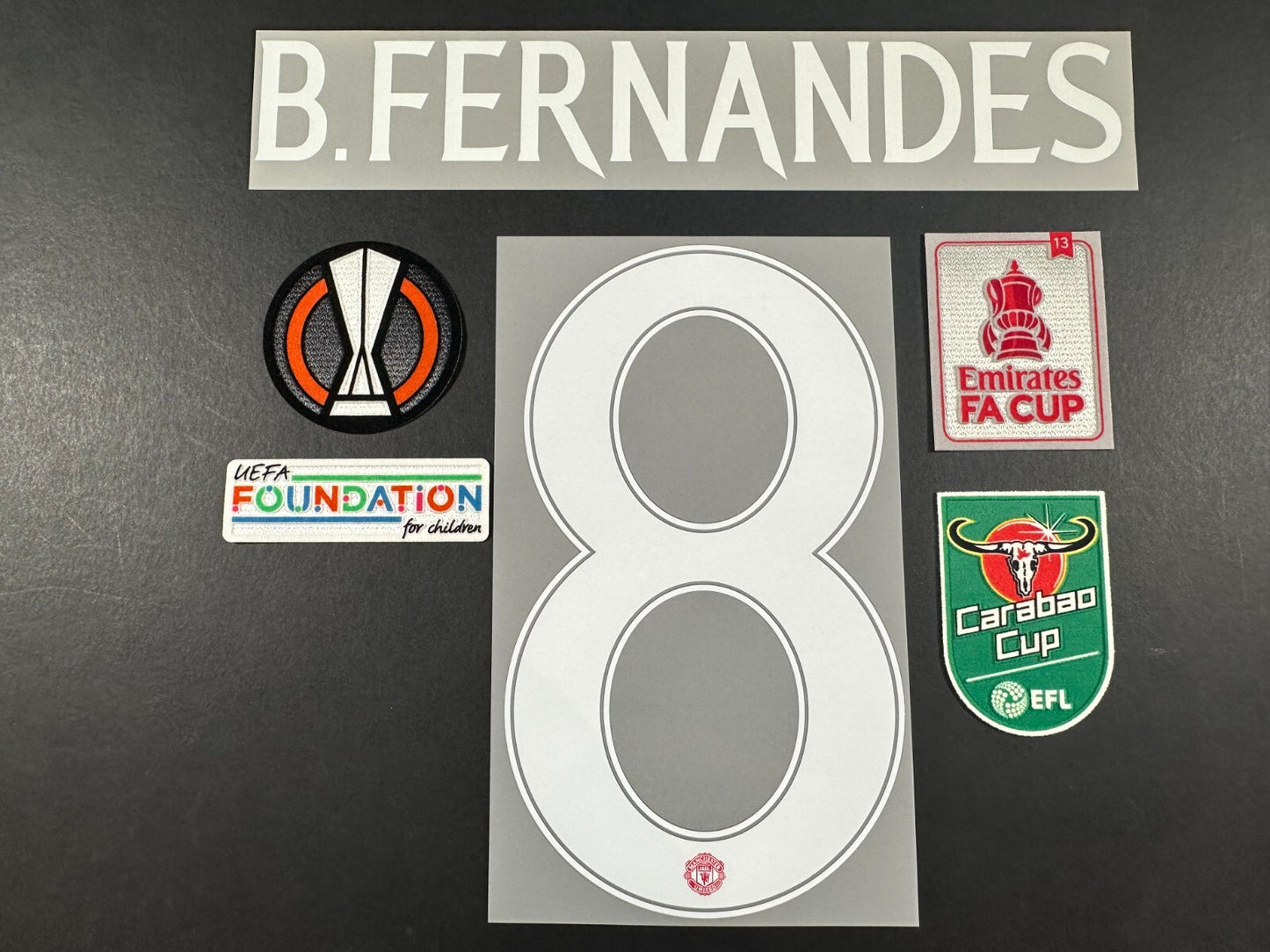 2024 2025 OFFICIAL MAN UNITED B. FERNANDES 8 WITH SLEEVE PATCHES PLAYER SIZE