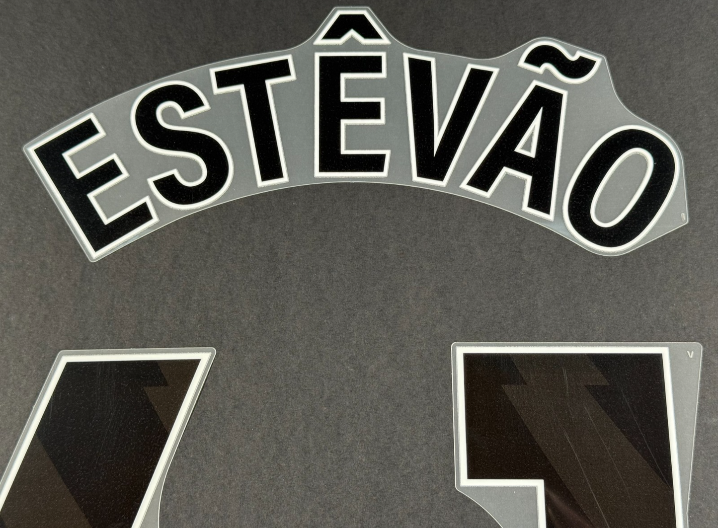 2025 2026 OFFICIAL CHELSEA ESTEVAO 41 BLACK HOME PLAYER SIZE NAMESET