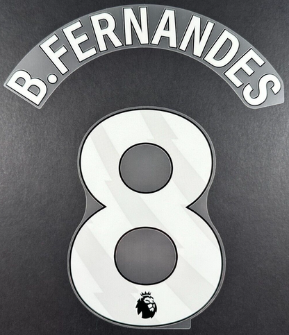 MAN UTD 23 - 25  B. FERNANDES 8 OFFICIAL AVERY DENNISON WHITE KIDS SIZE NAMESET