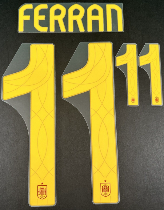 SPAIN 2024 2025 OFFICIAL AVERY DENNISON FERRAN 11 HOME PLAYER SIZE NAMESET