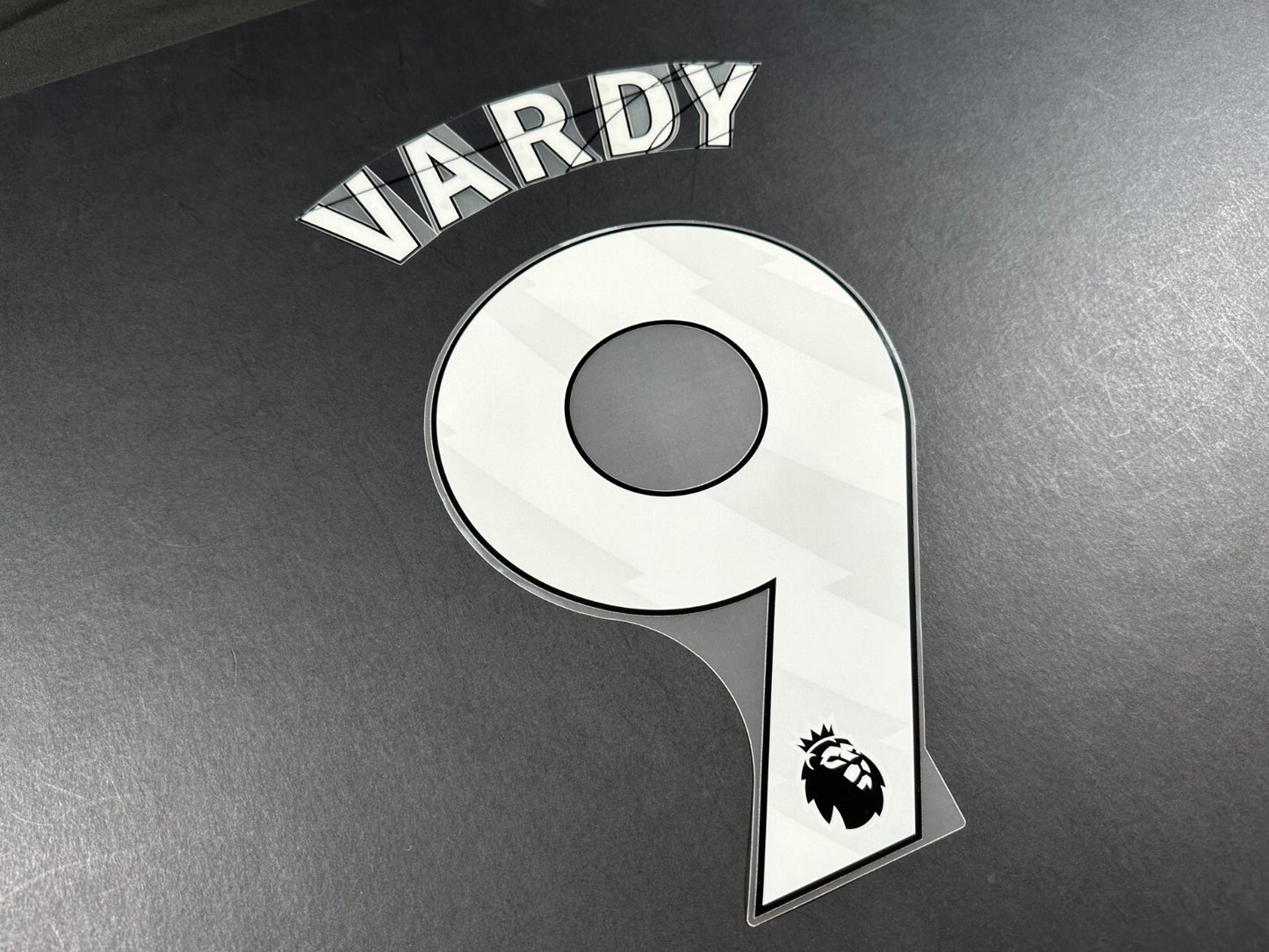 2024 2025 OFFICIAL LEICESTER CITY VARDY 9 WHITE PLAYER SIZE NAME SET