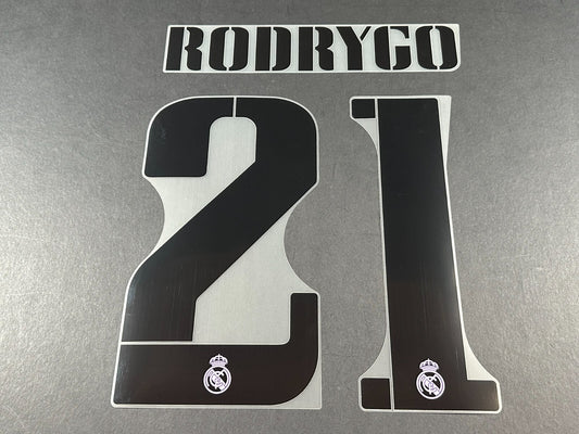 2022 2023 AVERY DENNISON REAL MADRID RODRYGO 21 HOME PLAYER SIZE NAMESET