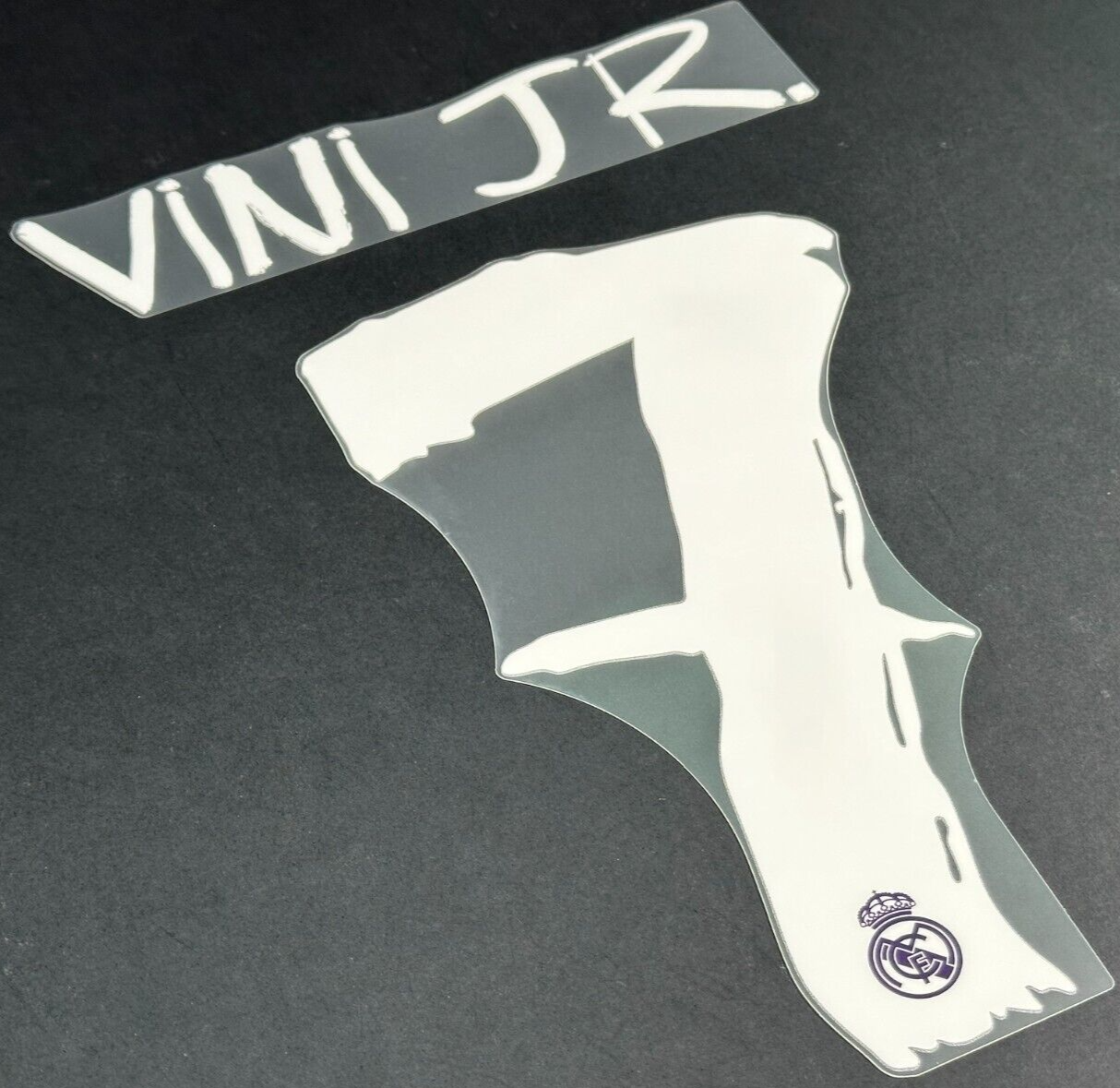 23/24 REAL MADRID VINI JR. 7 OFFICIAL AVERY DENNISON 4TH PLAYER SIZE NAME SET