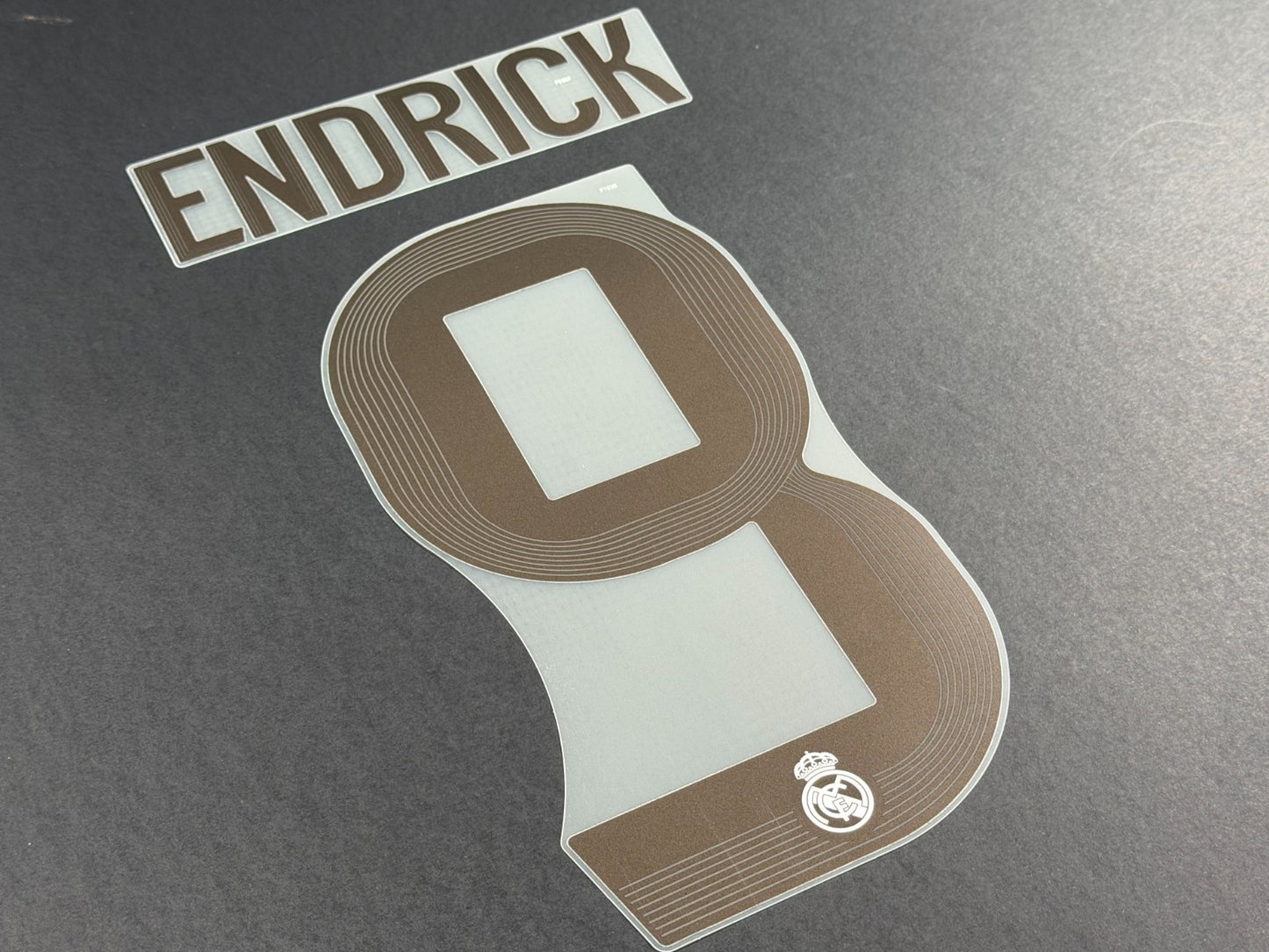 2025 2026 REAL MADRID ENDRICK 9 OFFICIAL HOME PLAYER SIZE NAME SET